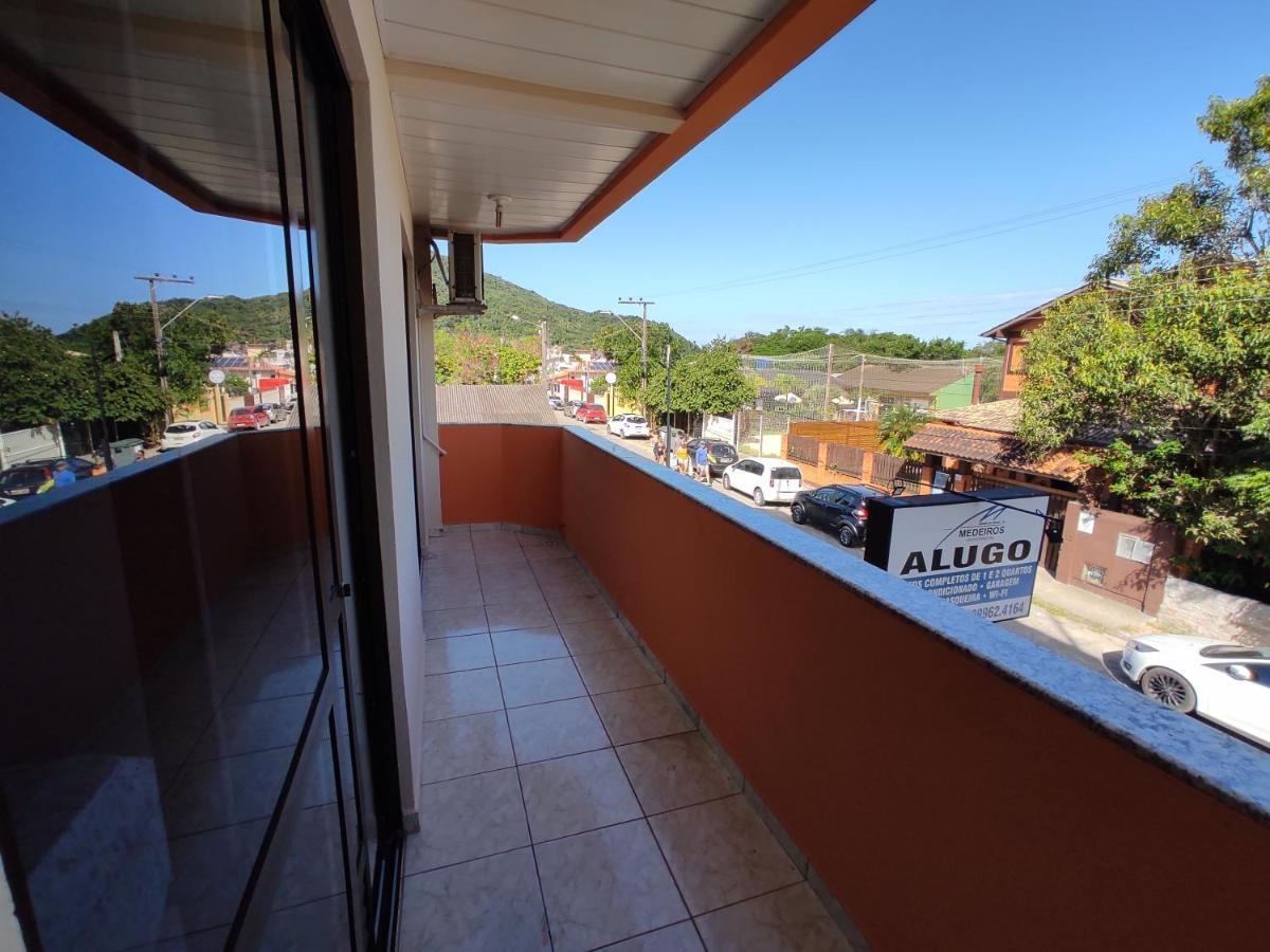 Ferienwohnung Residencial Medeiros Guarda do Embaú Exterior foto